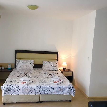 Siana 3 Suits Apartamento Pomorie Exterior foto